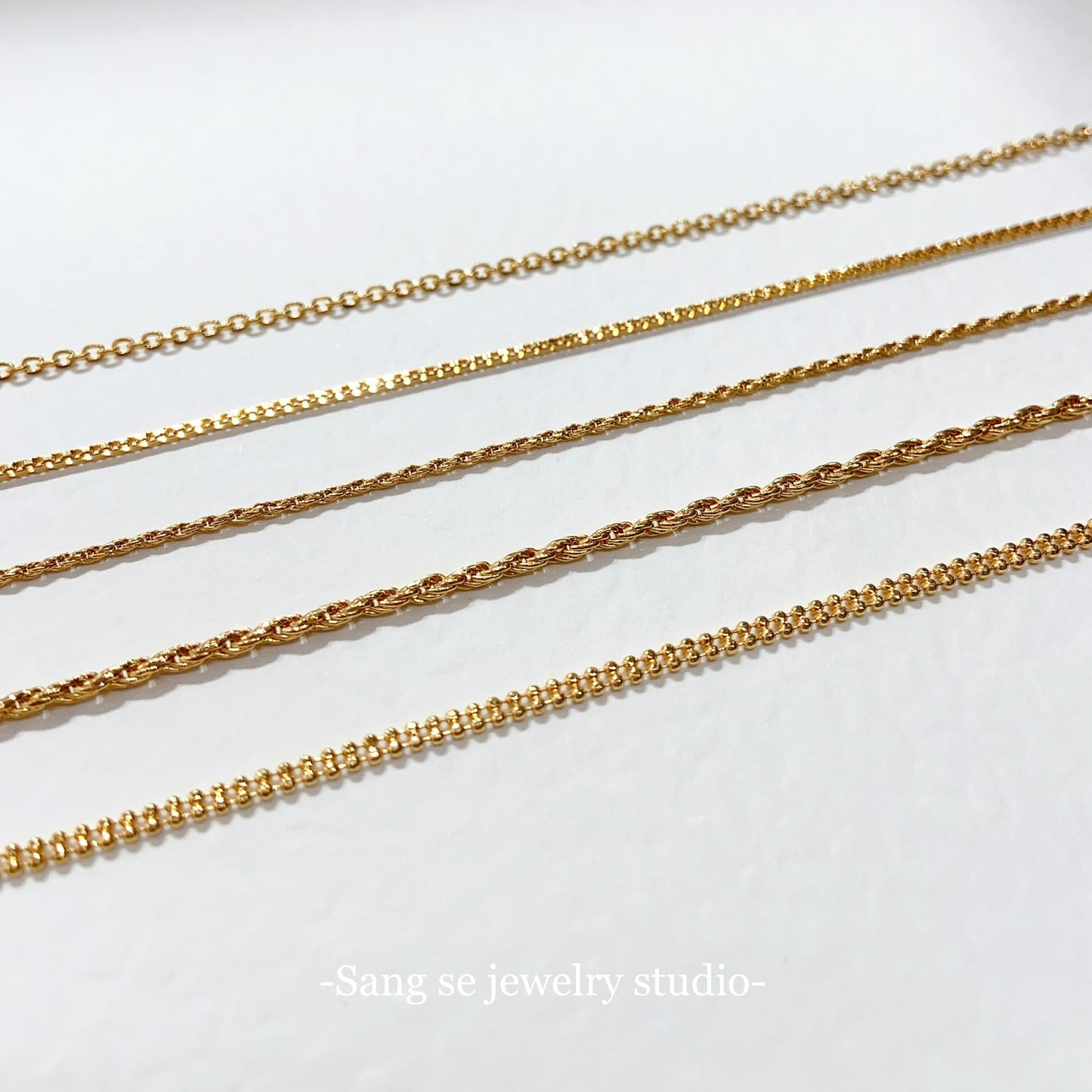 ɢᴏʟᴅ ᴄʜᴀɪɴs x 5,黃金手鍊