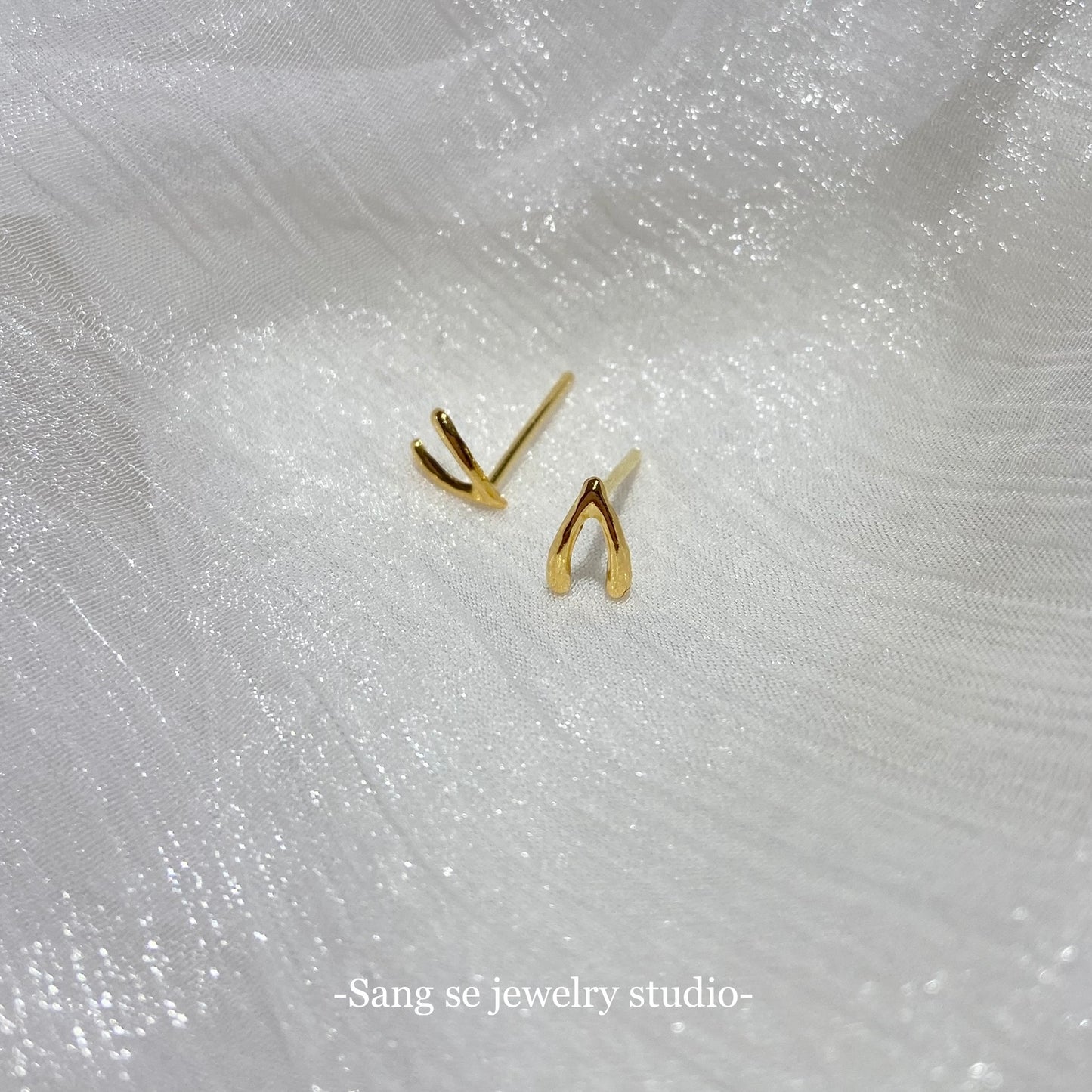 祈願骨𝒲𝒾𝓈𝒽𝒷𝑜𝓃𝑒-松室貴金屬